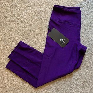 $5 SALE OUTOF YOGA Purple Leggings